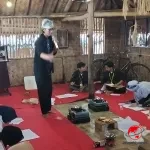 Seni, Batik dan Santunan Warnai Milangkala Saung Kopi Hawu